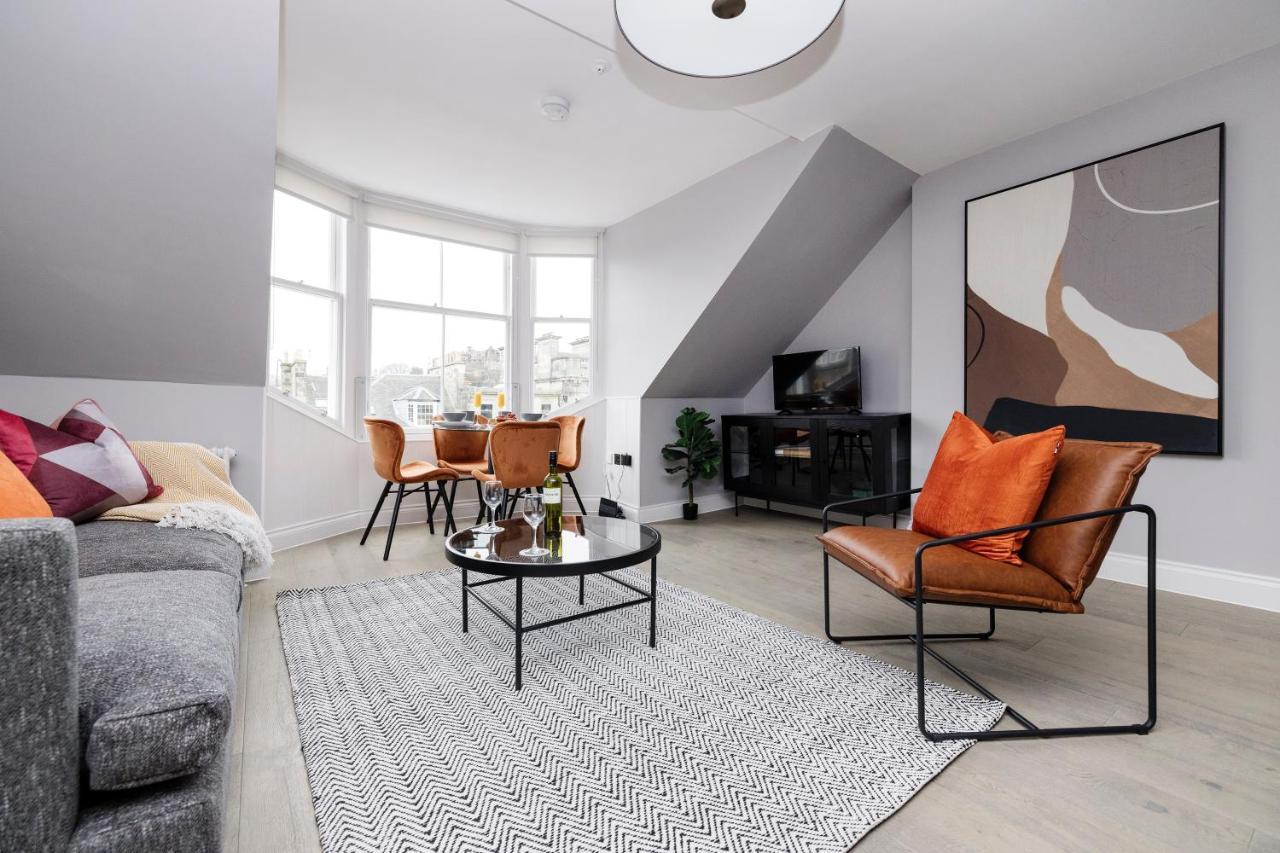 Altido Gorgeous Flat Overlooking Edinburgh Castle Exterior photo