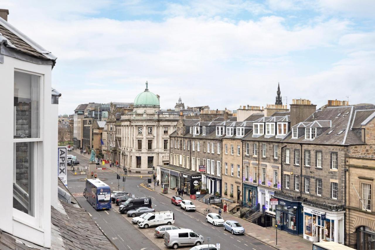 Altido Gorgeous Flat Overlooking Edinburgh Castle Exterior photo